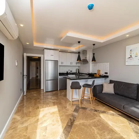 Sea And Nature View Cozy Flat With Pool In