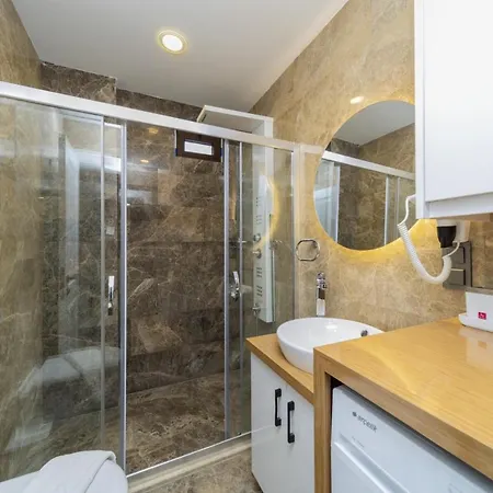 Sea And Nature View Cozy Flat With Pool In Appartement Kaş